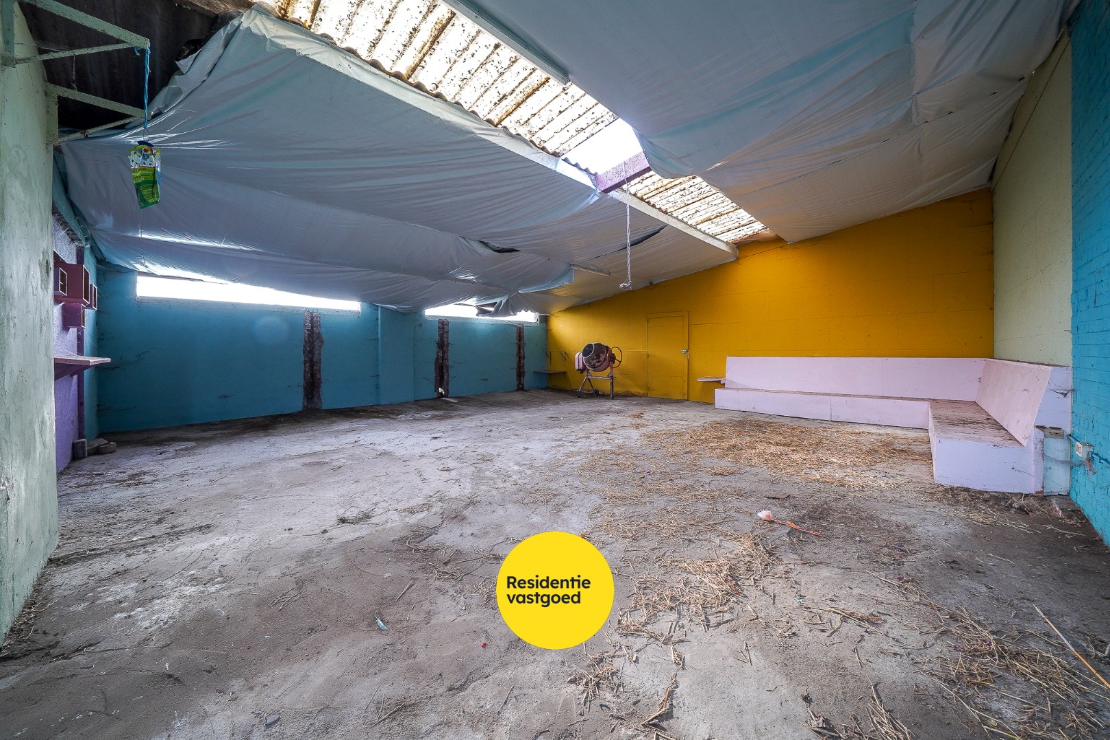 Opslagruimte (89,35m²) te Ettelgem 