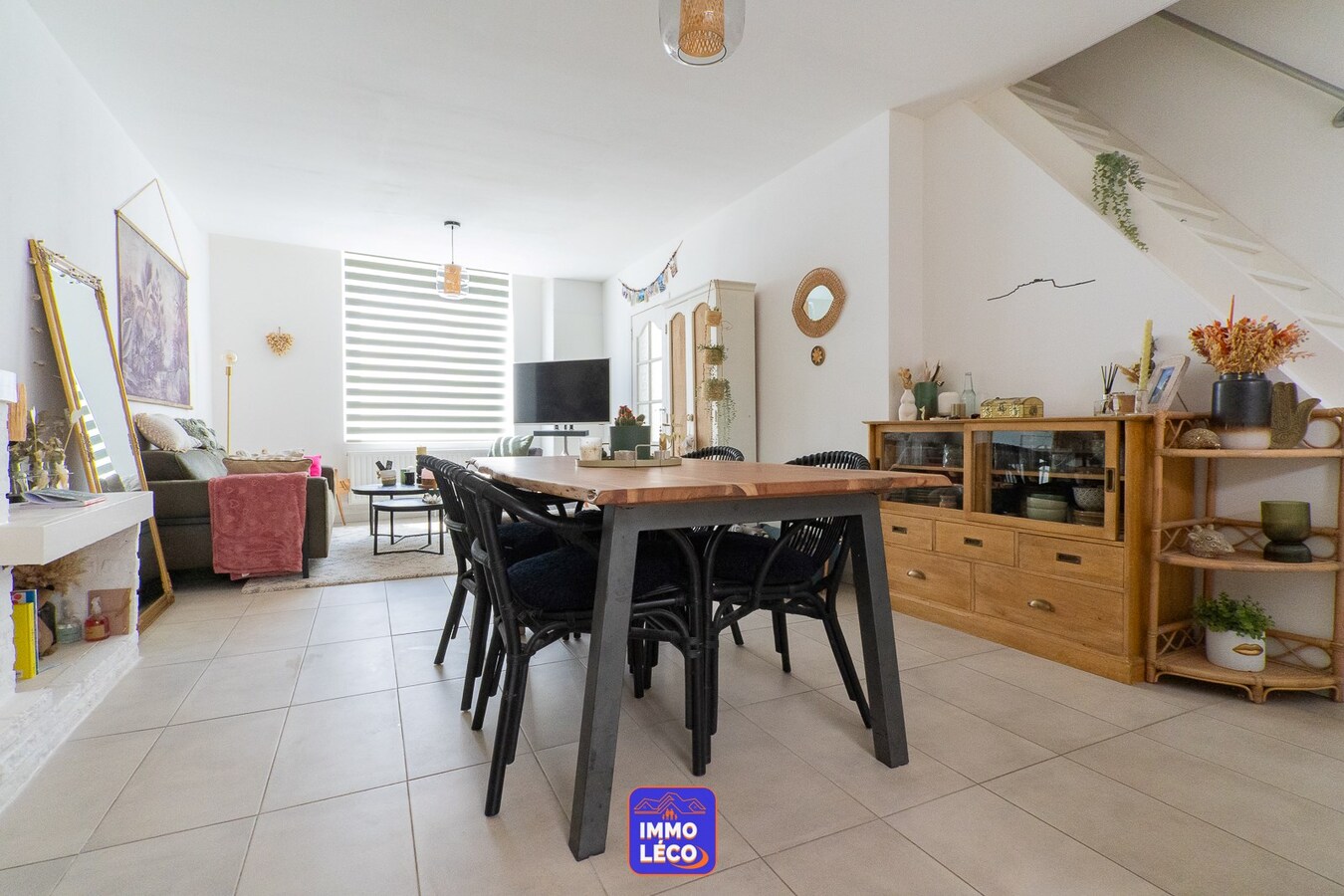 Maison rénovée avec 3 chambres et jardin, top secteur ! 