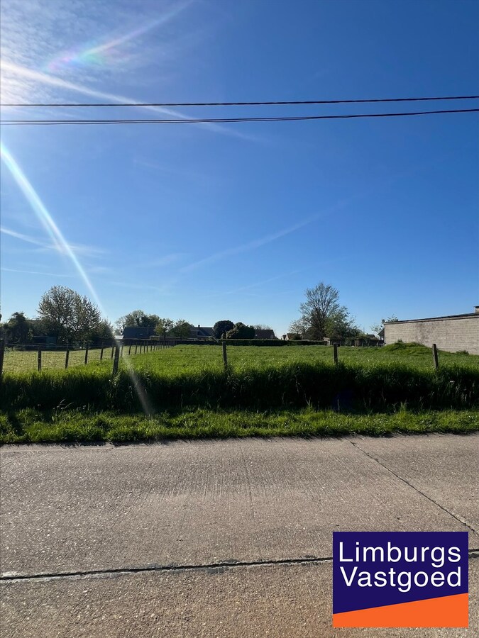 Nieuwbouwwoning, open bebouwing, 3 slpk, 14a14ca 