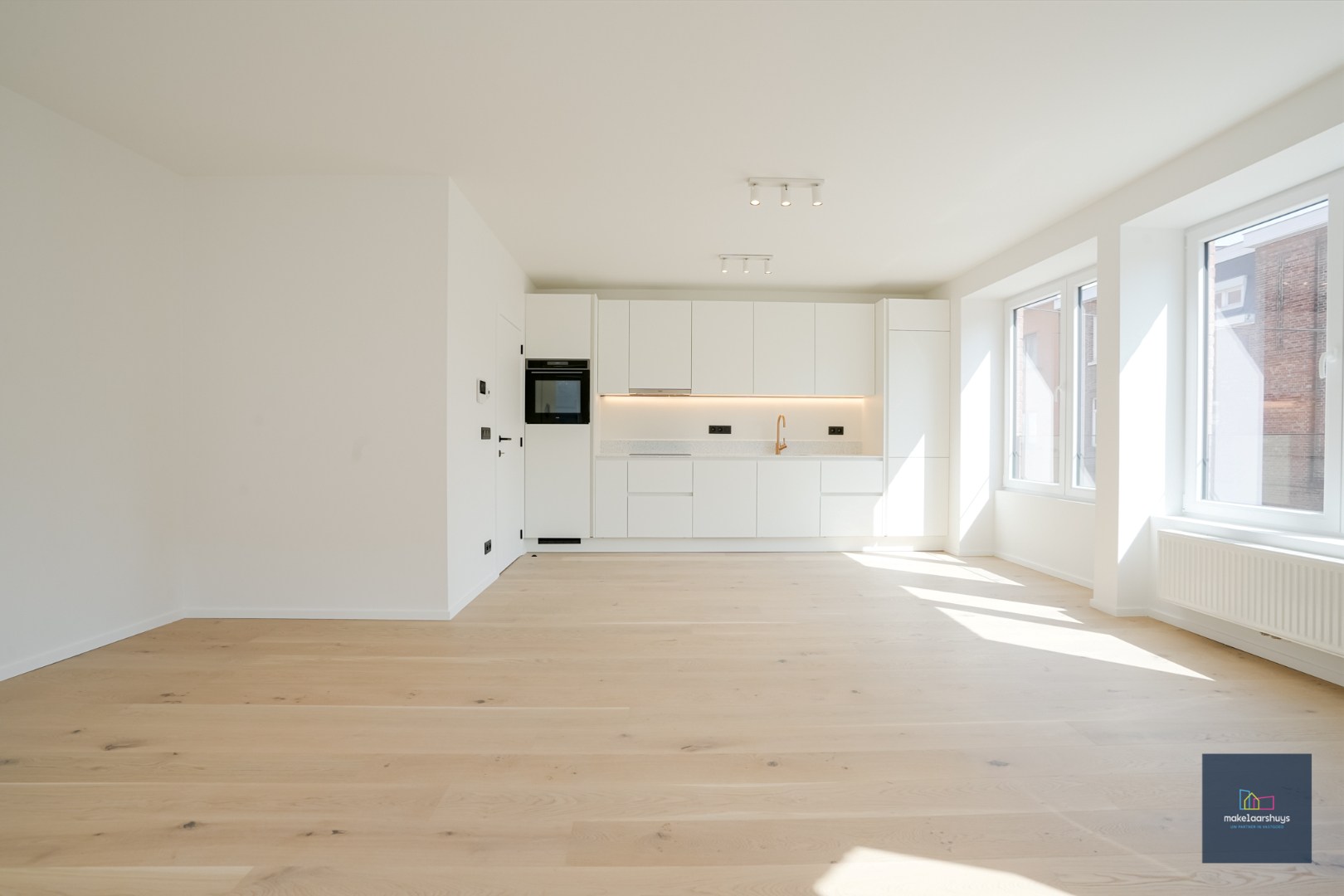 Stijlvol gerenoveerd 2 slaapkamerappartement 