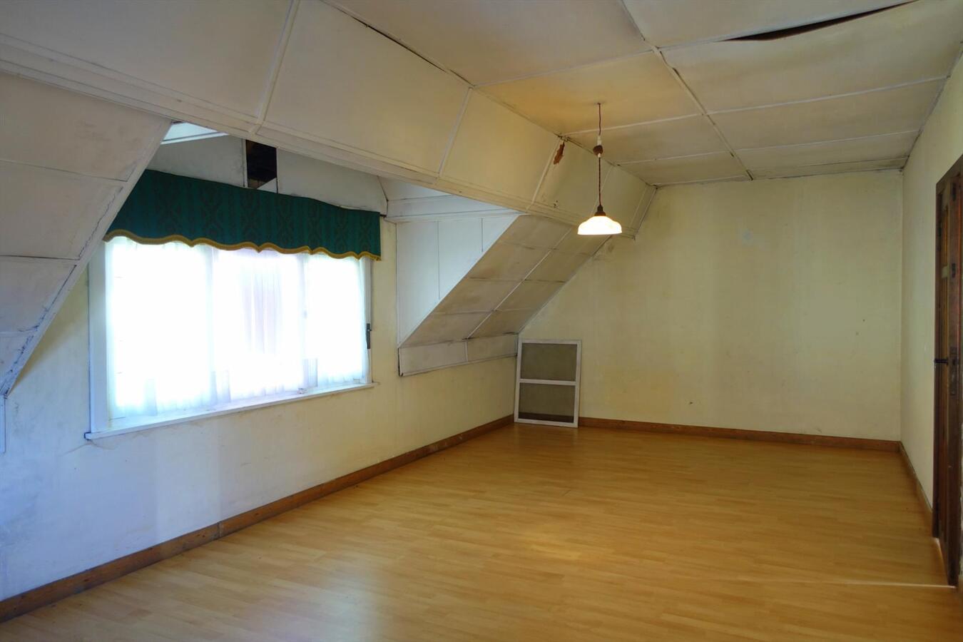 Charmante centrale gelegen alleenstaande woning met 4 slaapkamers 