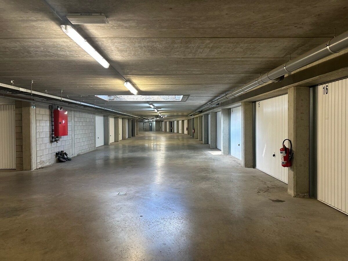 Afgesloten garages in residentie "Ta Pagonia" 