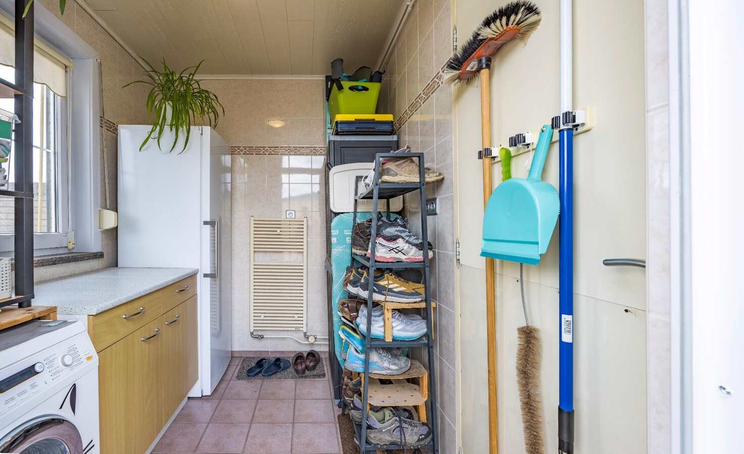 Gezellige rijwoning met garage in het charmante Sluis, op slechts 5 km van Knokke-Heist. 