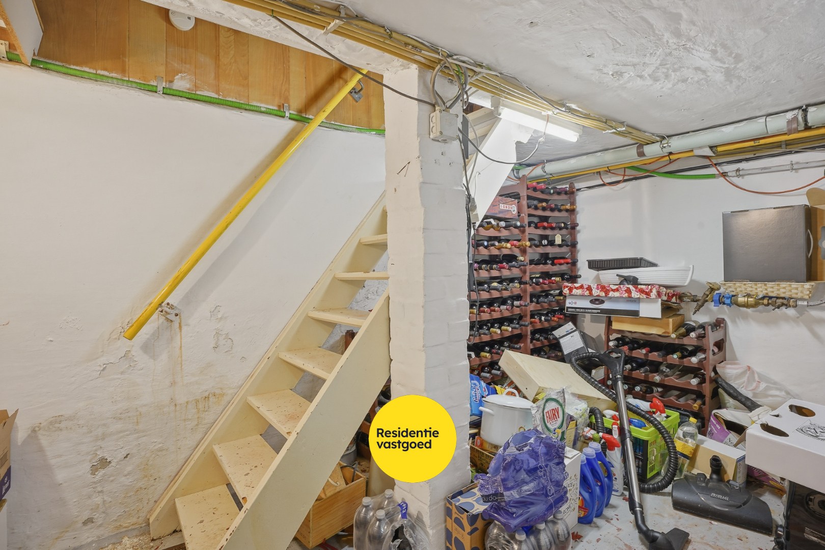 Goed onderhouden rijwoning nabij de Groene Kouter in Zwevegem 