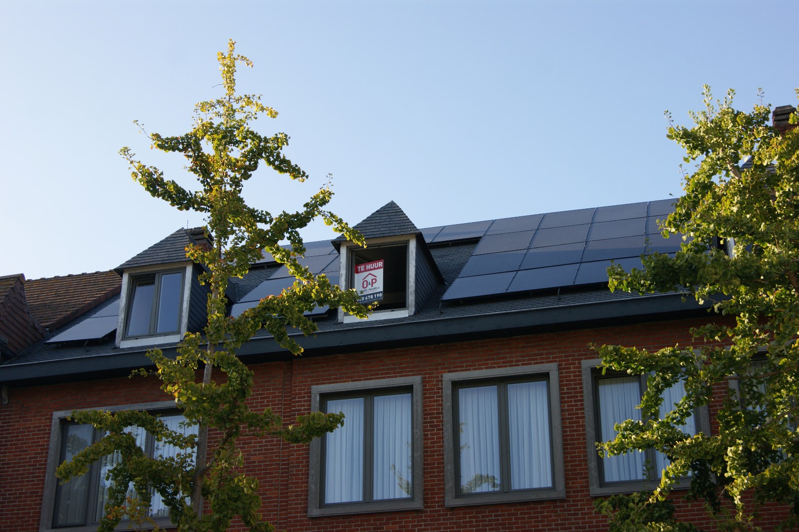 Dakappartement (120 m²!) met 2 slaapkamers, centrum Torhout 