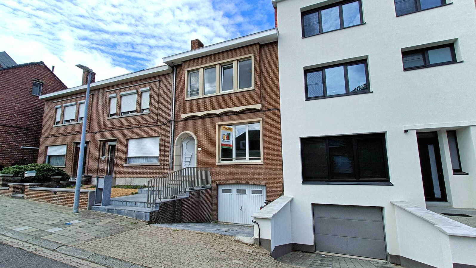 Woning met 3 slaapkamers, garage en tuin 