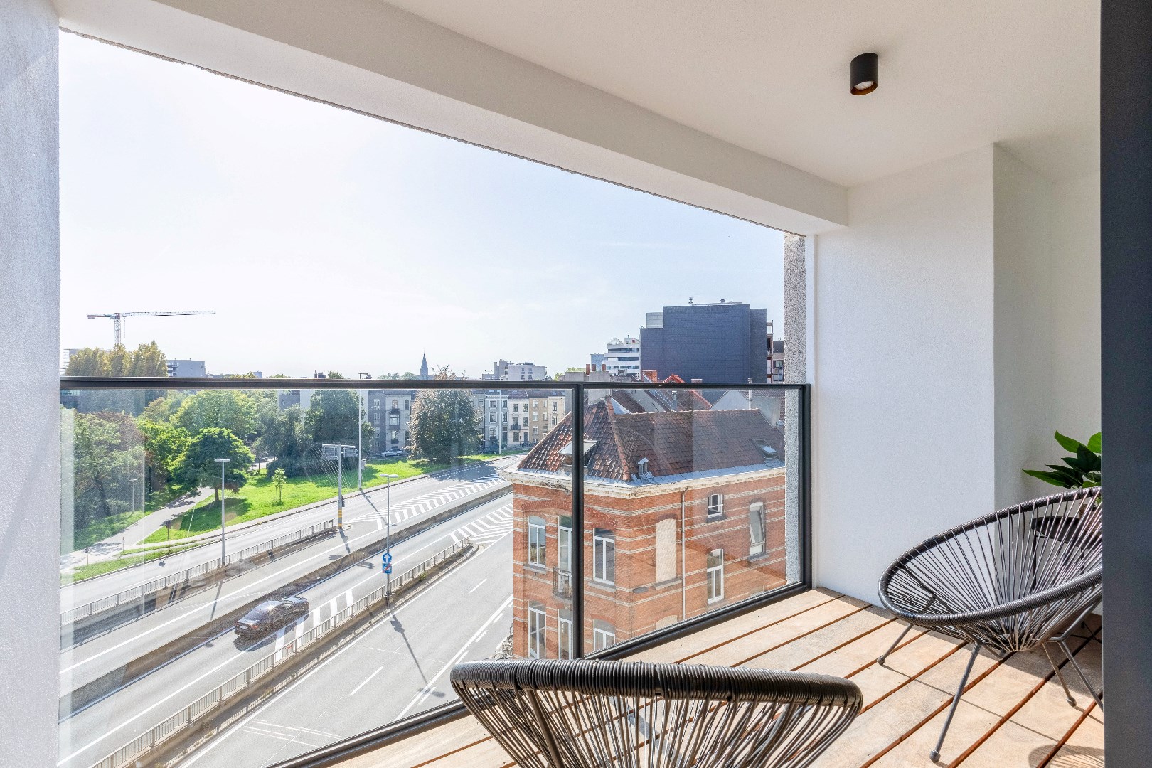 Prachtig gerenoveerd 3 slaapkamerappartement  met  uniek zicht 