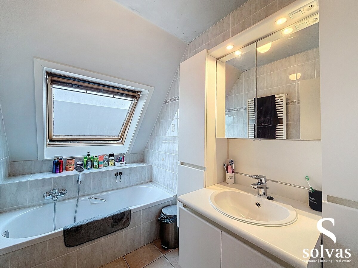 duplexappartement nabij de markt van Zomergem 