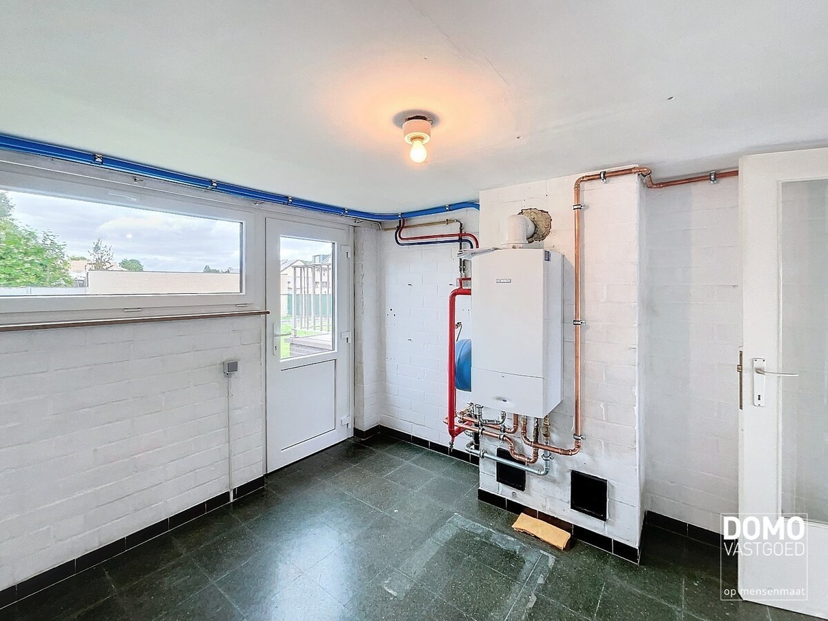 Gerenoveerde woning met tuin en inpandige garage gelegen te Spalbeek, 2 slaapkamers, 140m² bewoonbare oppervlakte, Energielabel C 