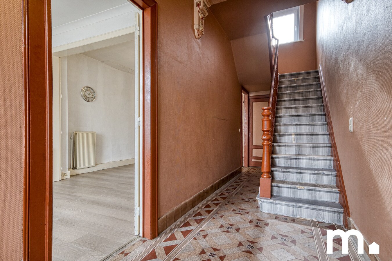 Woning met 3 slaapkamers, tuin en uitstekende verbinding te Kortrijk ! 