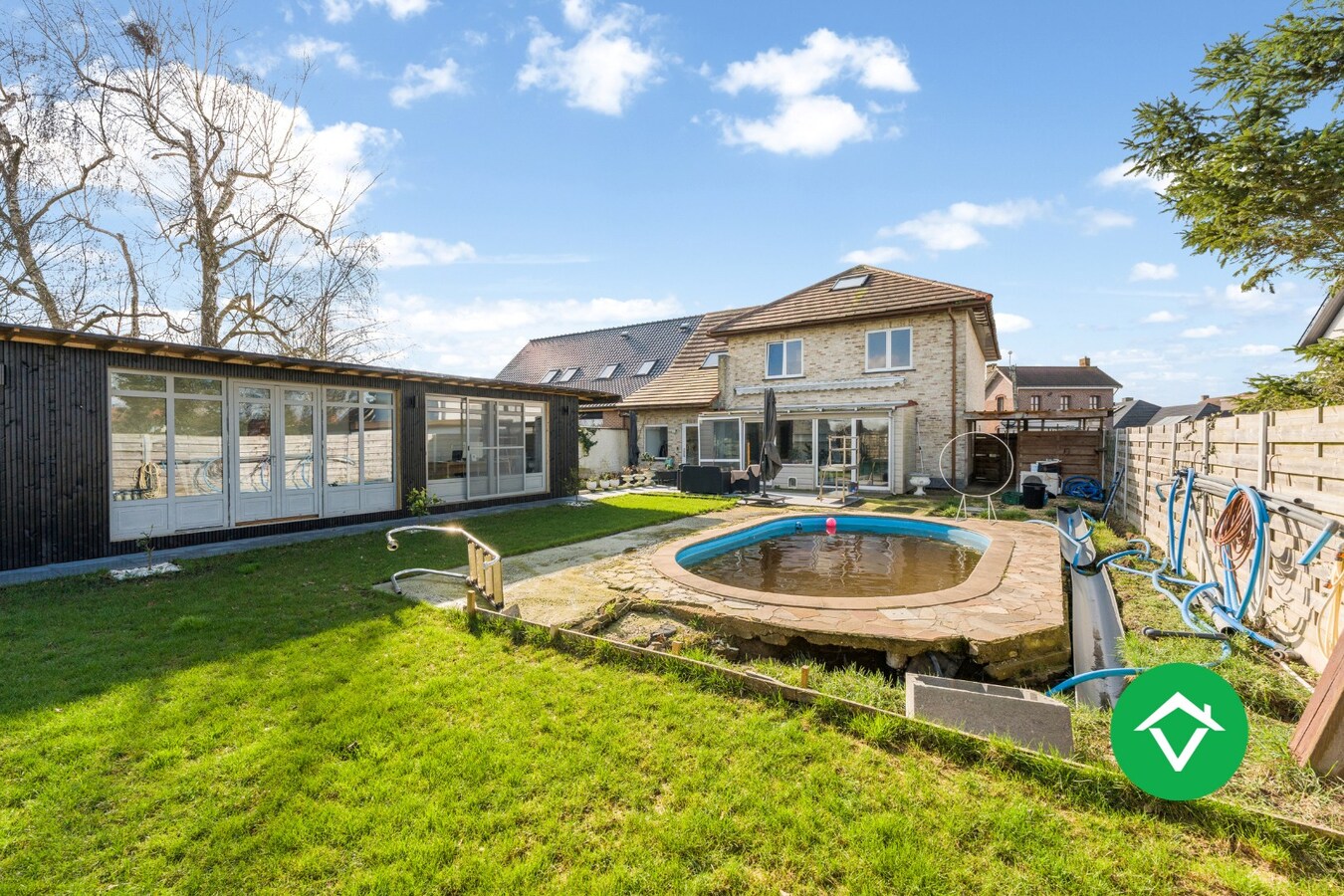 Woning met 4 slaapkamers en tuin te Torhout 