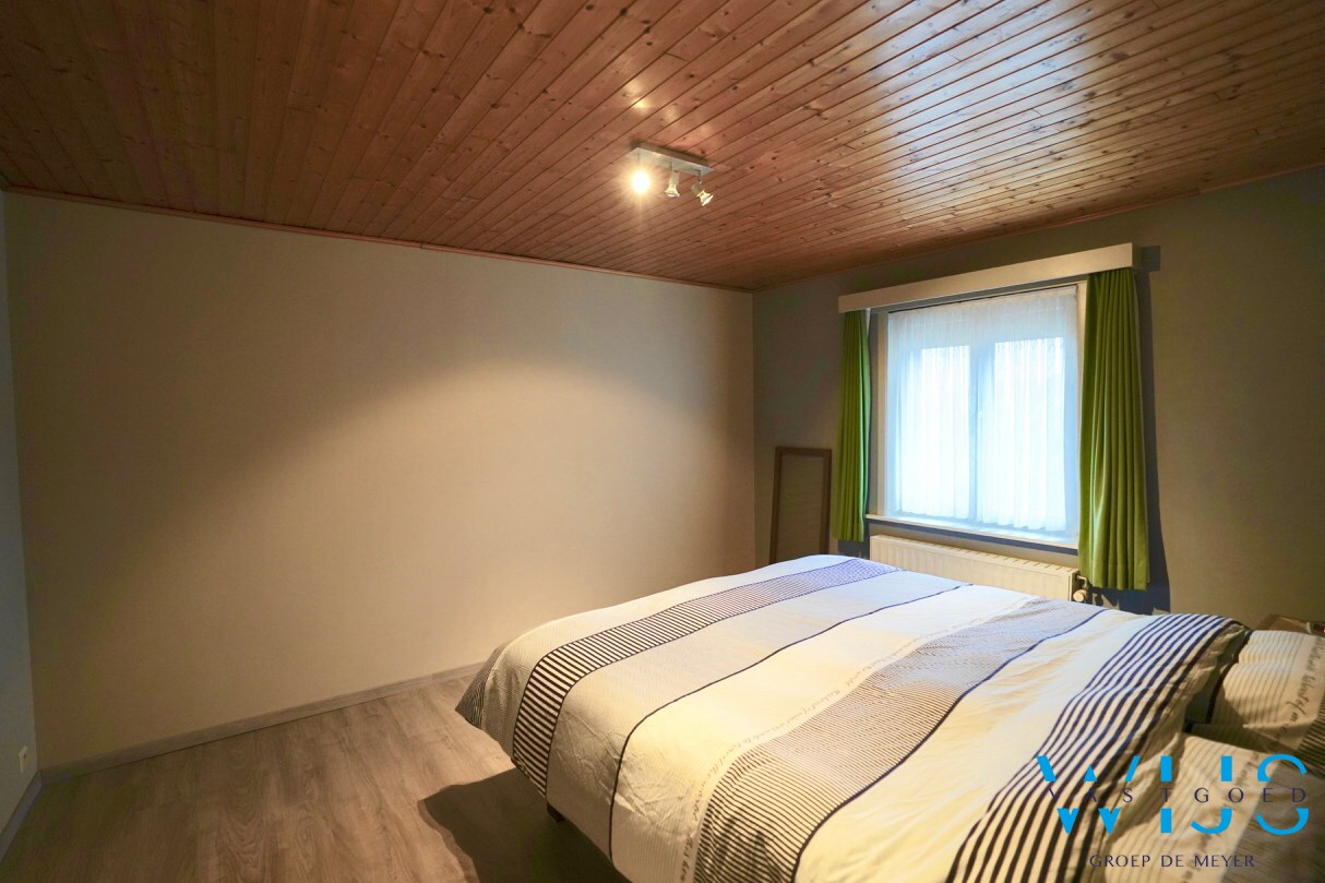 Gezinswoning met 4 slaapkamers &amp; garage te EVERGEM ! 