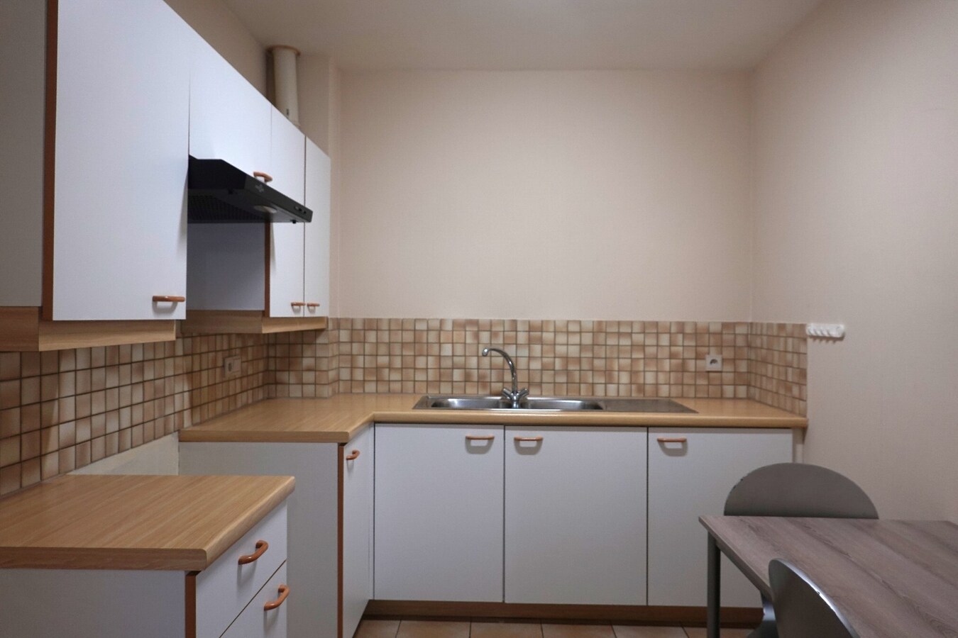 Appartement met 2 slaapkamers te huur. 