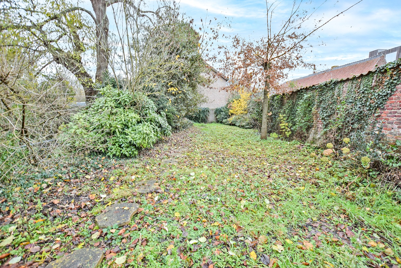 Instapklare eigendom met tal van mogelijkheden in hartje Poperinge. 