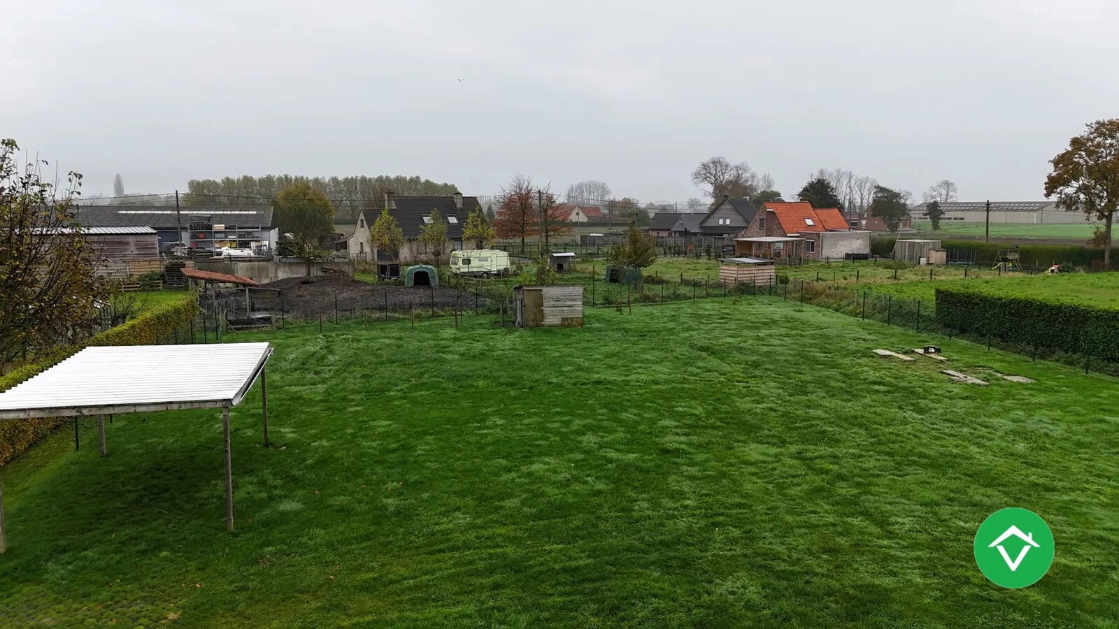 Rustig gelegen te renoveren woning in Torhout 