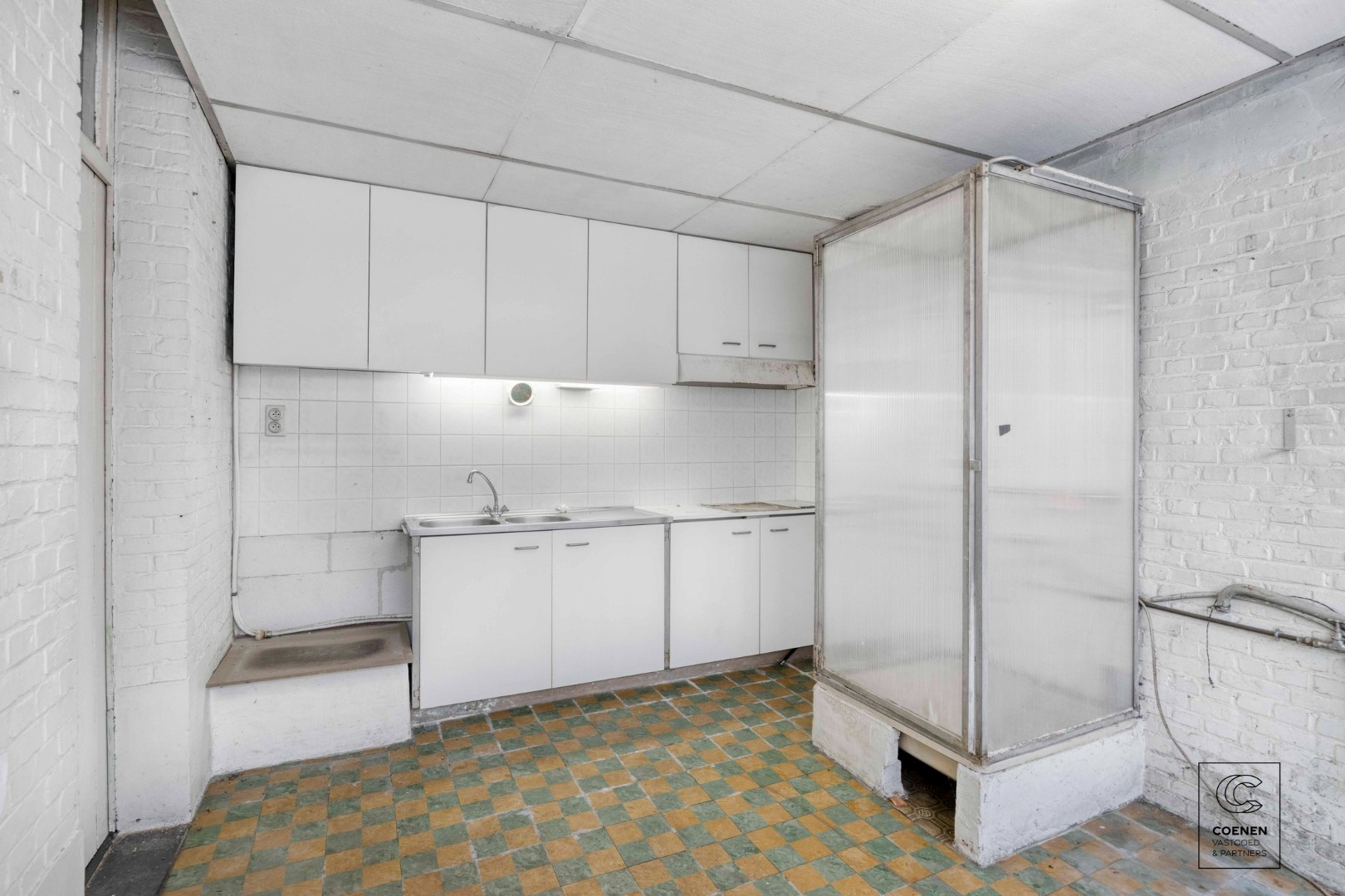 Volledig te renoveren woning met potentieel op een schitterende ligging te Brasschaat 