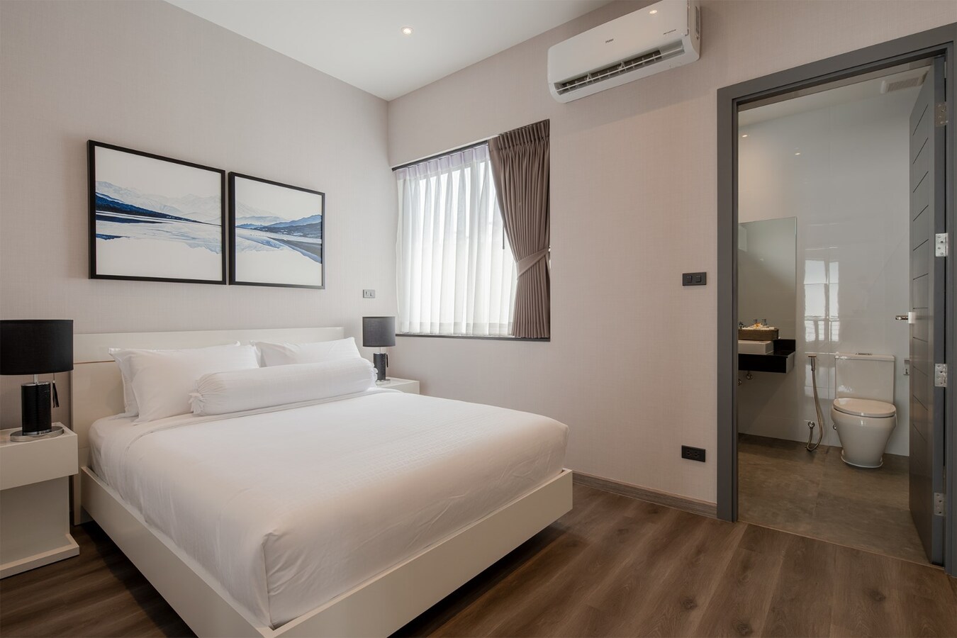 Thailand: Gloednieuwe luxe villa met zwembad in Chiang Mai. 