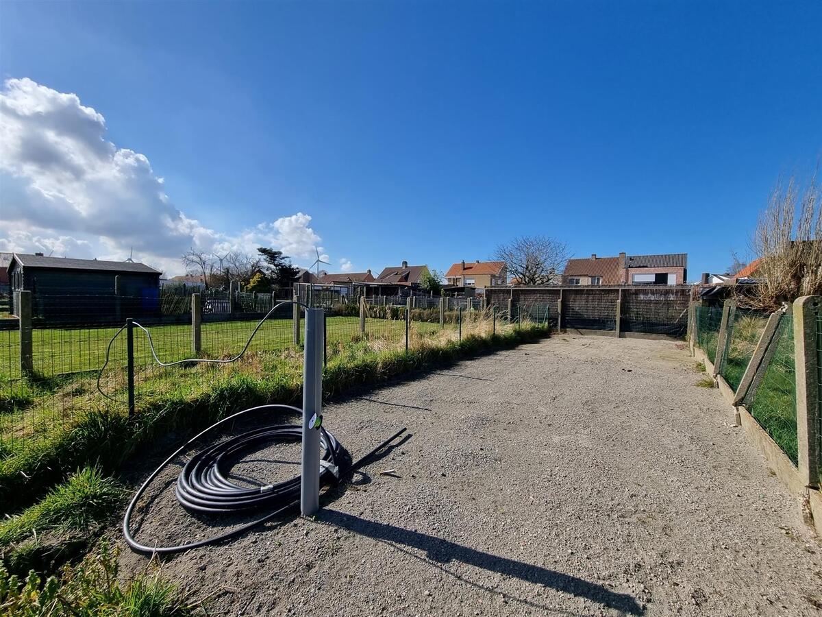 Knap gerenoveerde woning met grote tuin en oprit - Dudzele 