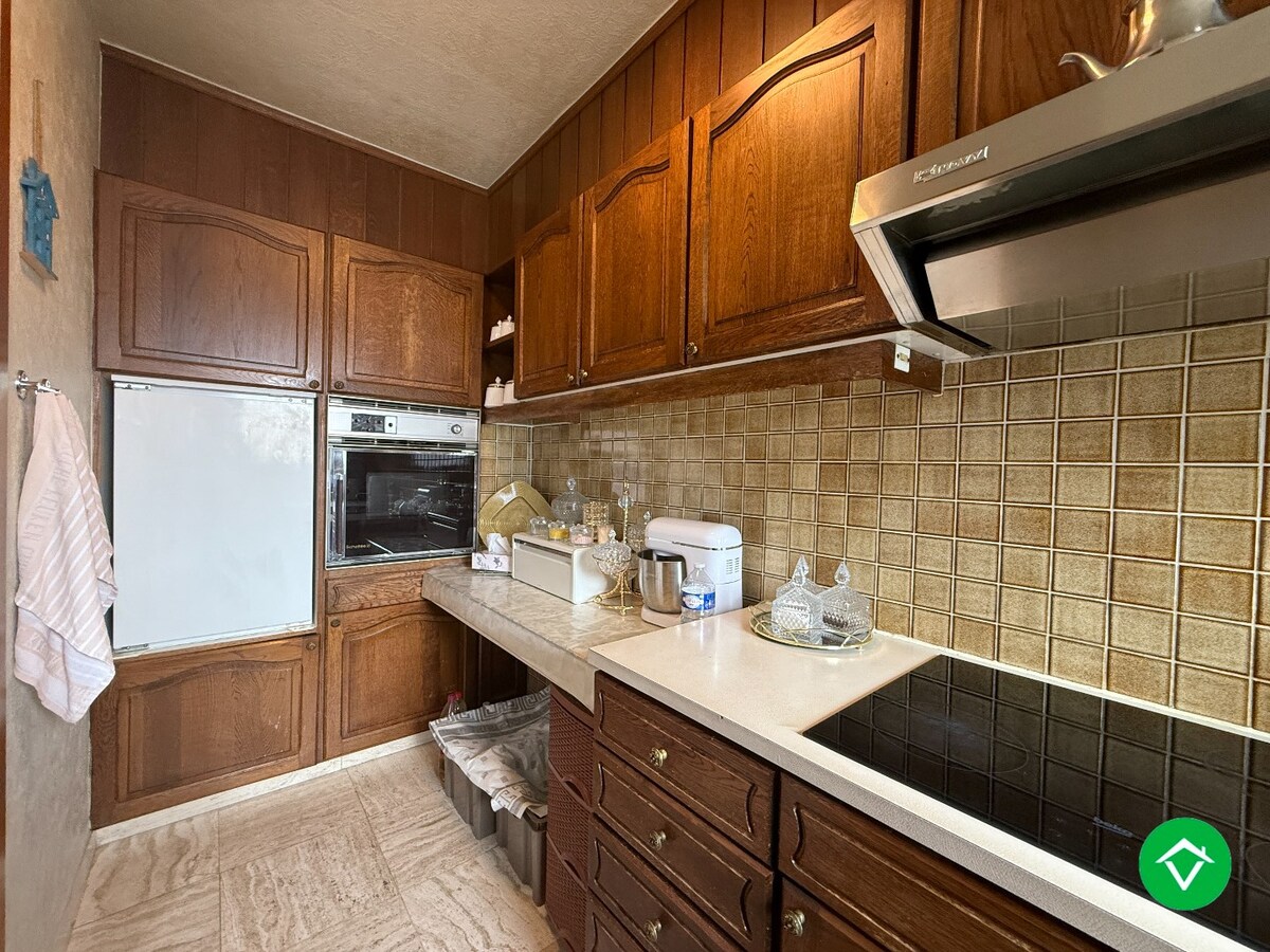 Drie-slaapkamerappartement met terras in rustige residentie centrum Roeselare 