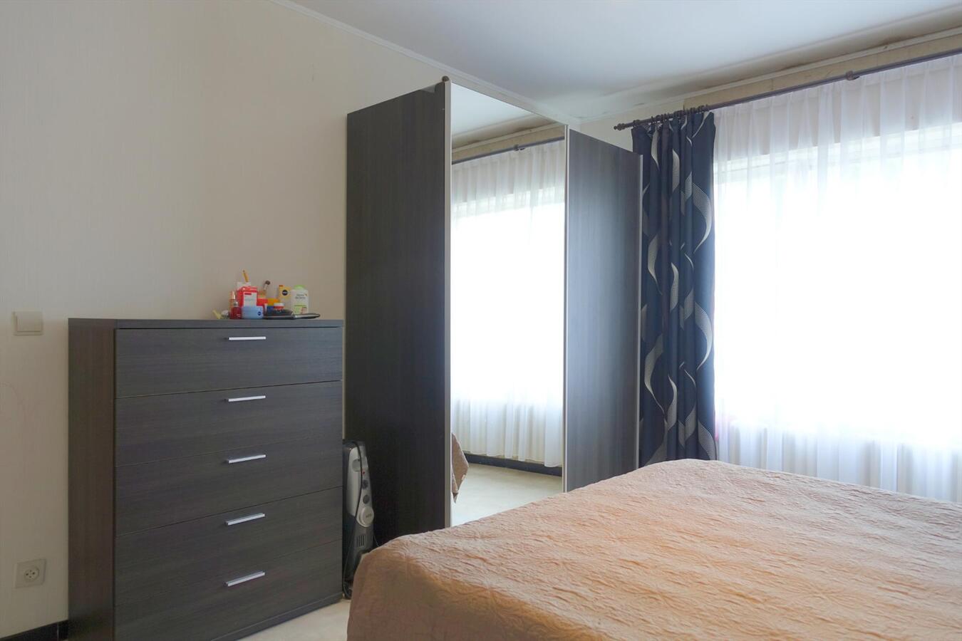 Ruime bungalow met grote zonnige tuin 