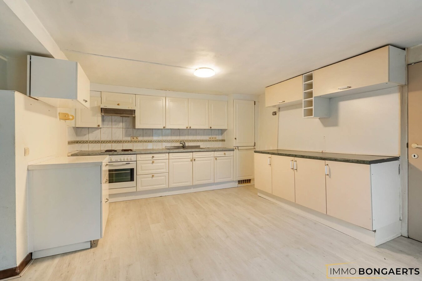 Instapklaar appartement met 2 slaapkamers in As 