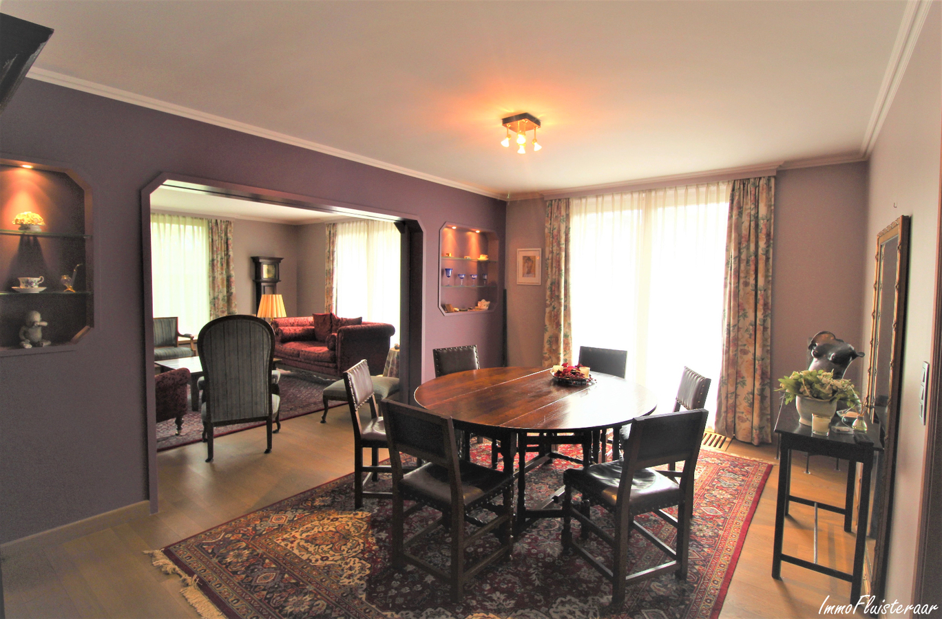 Magnifique propriété avec grande habitation, écuries, salle polyvalente, terrain à bâtir et prairies sur environ 1,67ha à Ellezelles (Hainaut) 