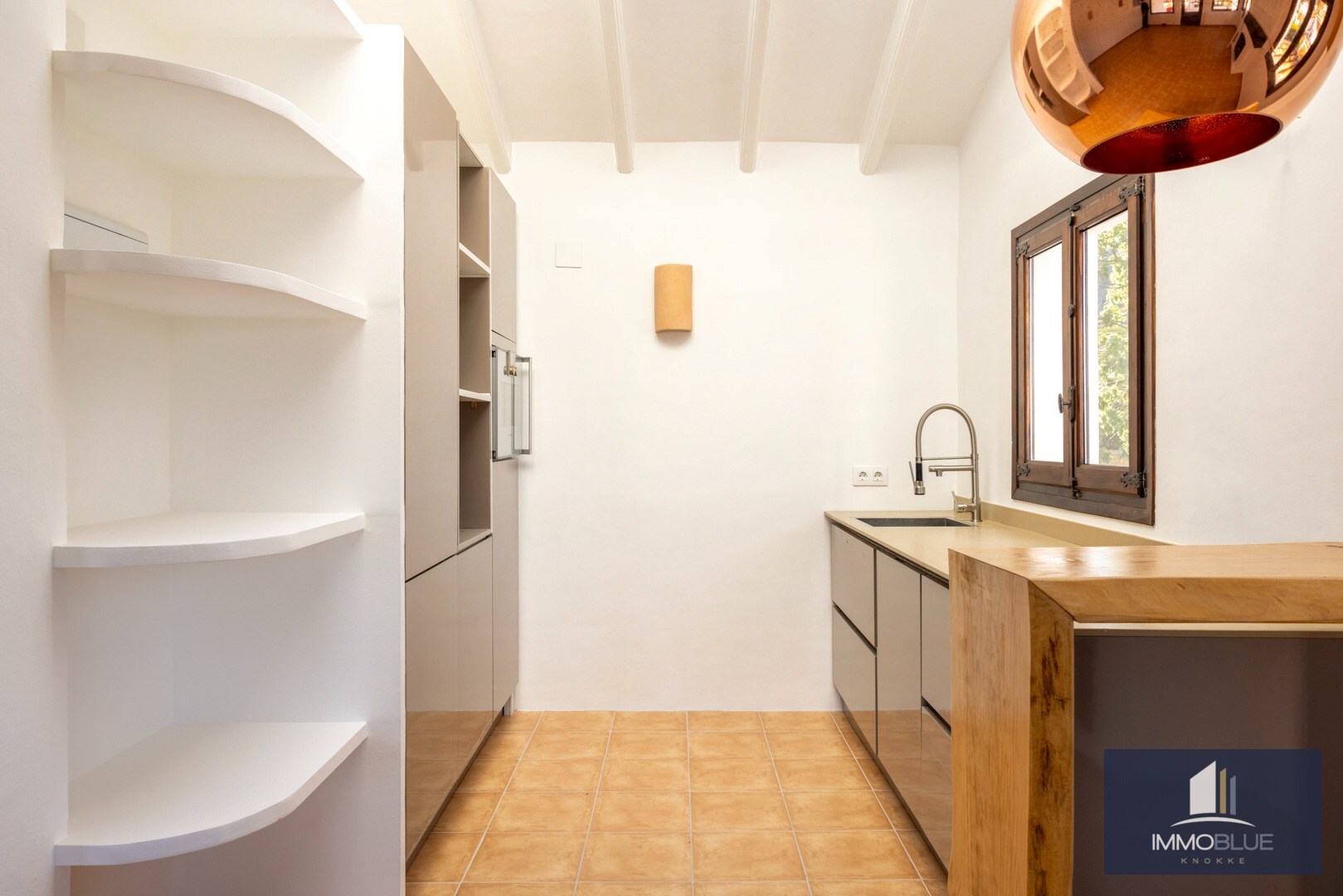 Gerenoveerde villa gelegen in een rustige urbanisatie Tosalet. 