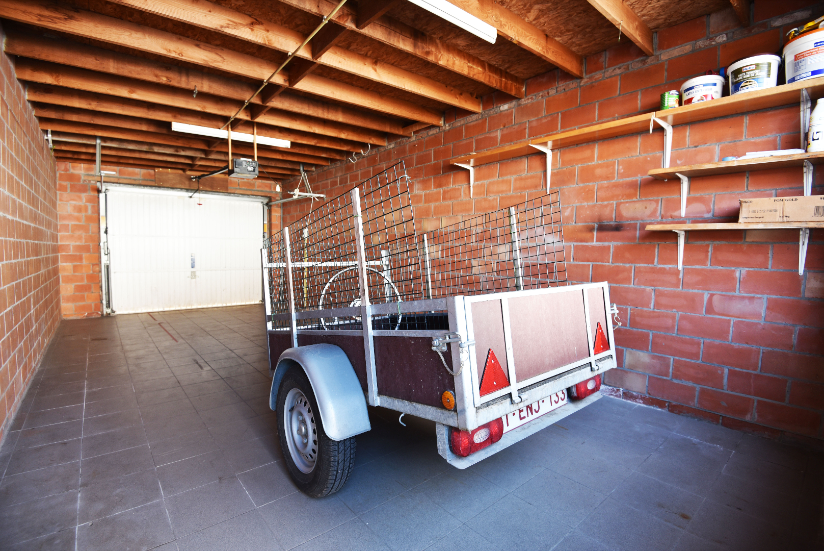 Rijwoning met 4 slpks én garage in centrum Eeklo 