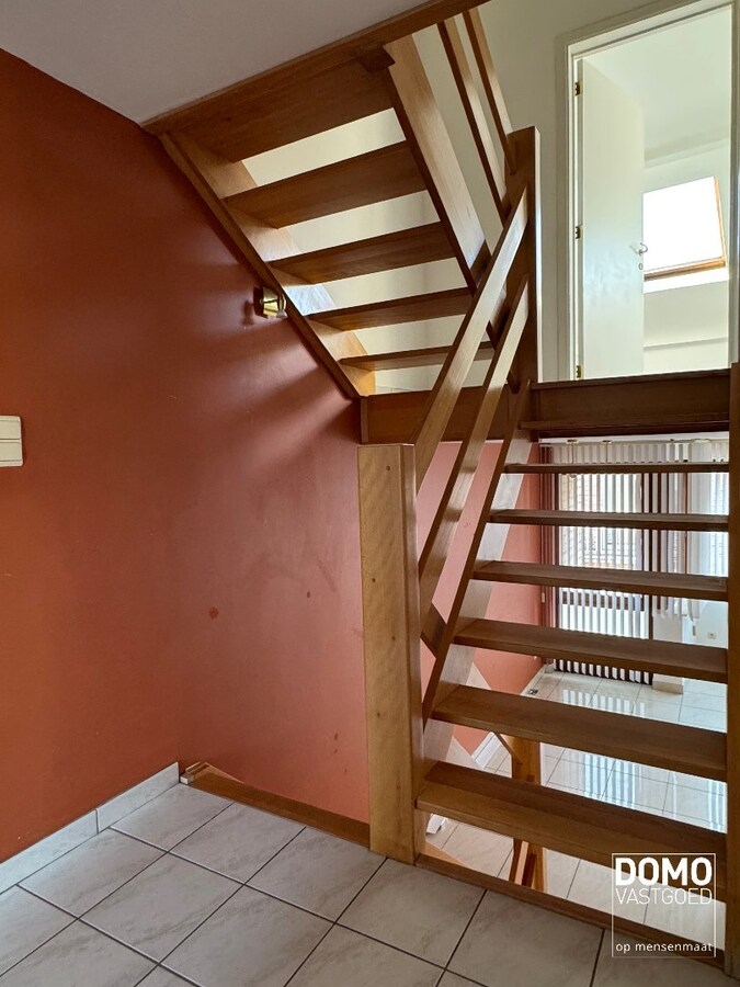 Woning met tuin, garage en 2 slaapkamers op wandelafstand van het centrum van Hasselt 