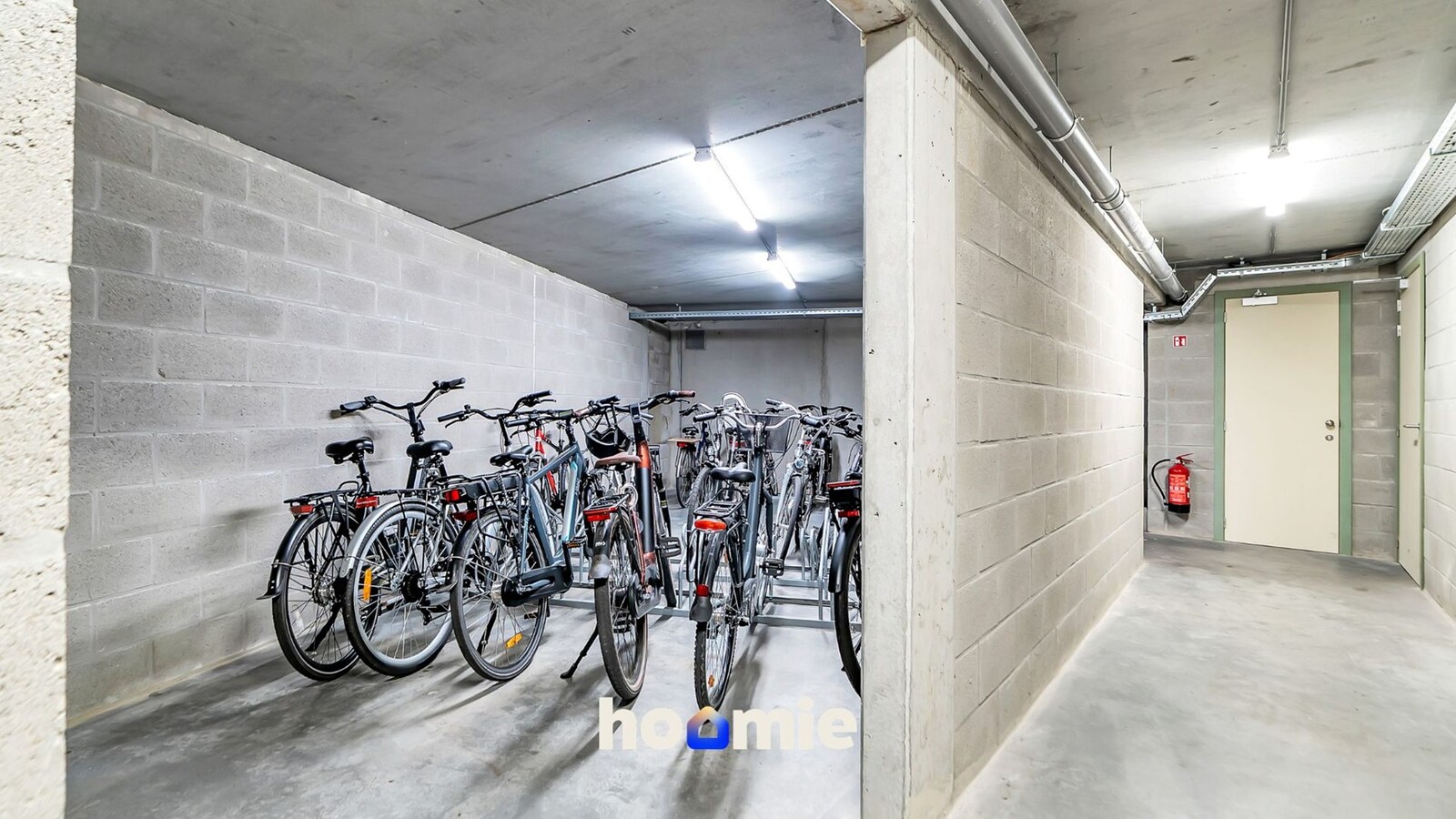 Benedenwoning te koop in Genk