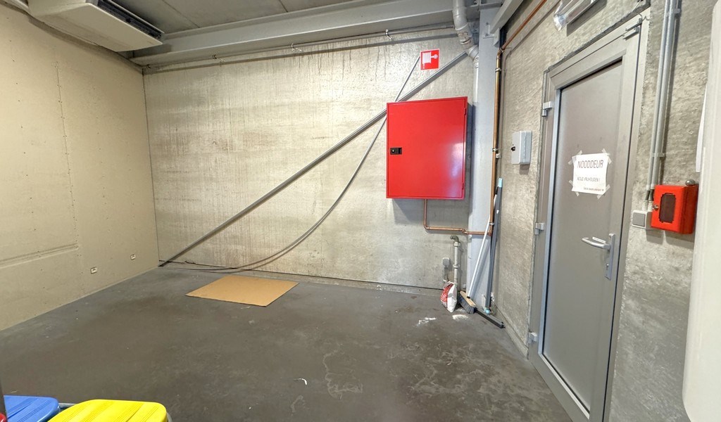 Kantoren te huur aan Kortrijksestw in Sint-Denijs-Westrem 