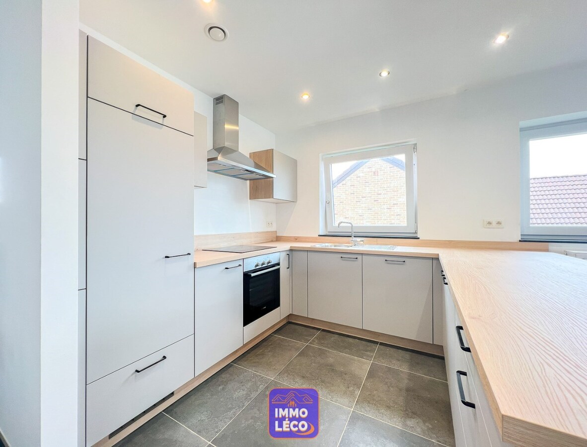 Appartement récent "DUPLEX" 3 chambres, terrasse et parking ! TOP SECTEUR ! 