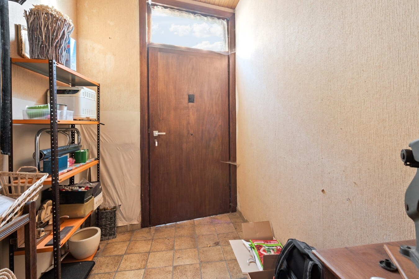 Ruim, voormalig handelshuis in het Centrum van Dadizele 