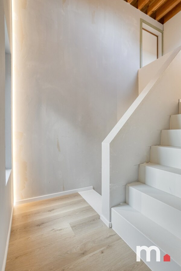 Unieke Villa te Lendelede met 5 slaapkamers met hoogwaardige afwerking ! 