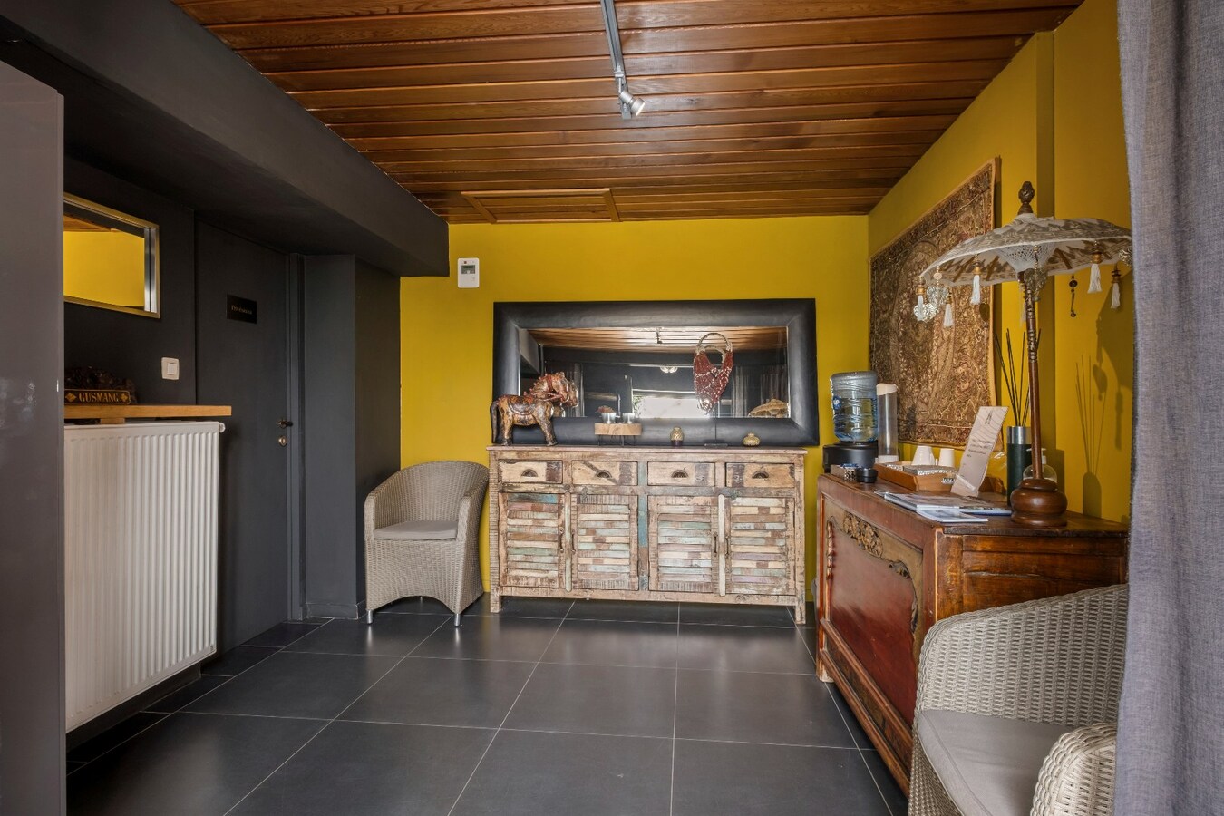 Exclusieve villa met buitenzwembad en privéwelness te Waregem ! 