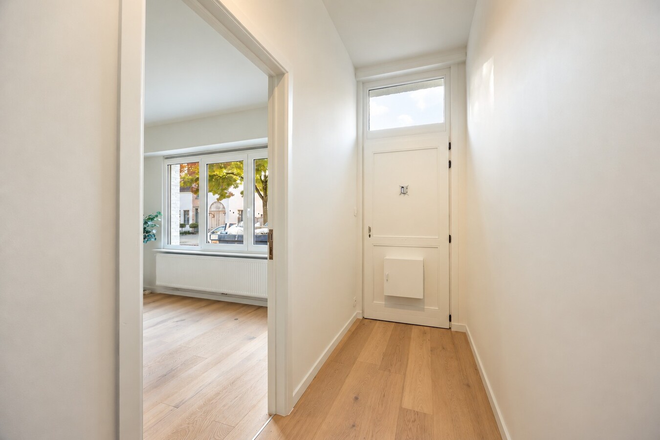 Gerenoveerde woning met 3 slpk en ruime tuin te Schilde! 