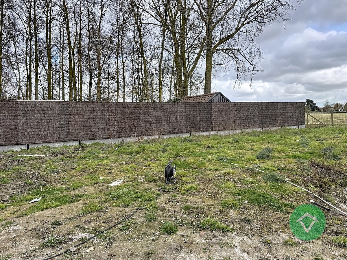 Nieuwbouwwoning met 4 slaapkamers en tuin te Koekelare 