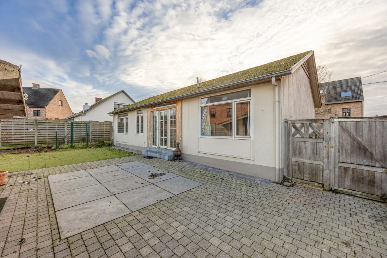 Op te frissen open bebouwing in het centrum van Sint-Antonius 