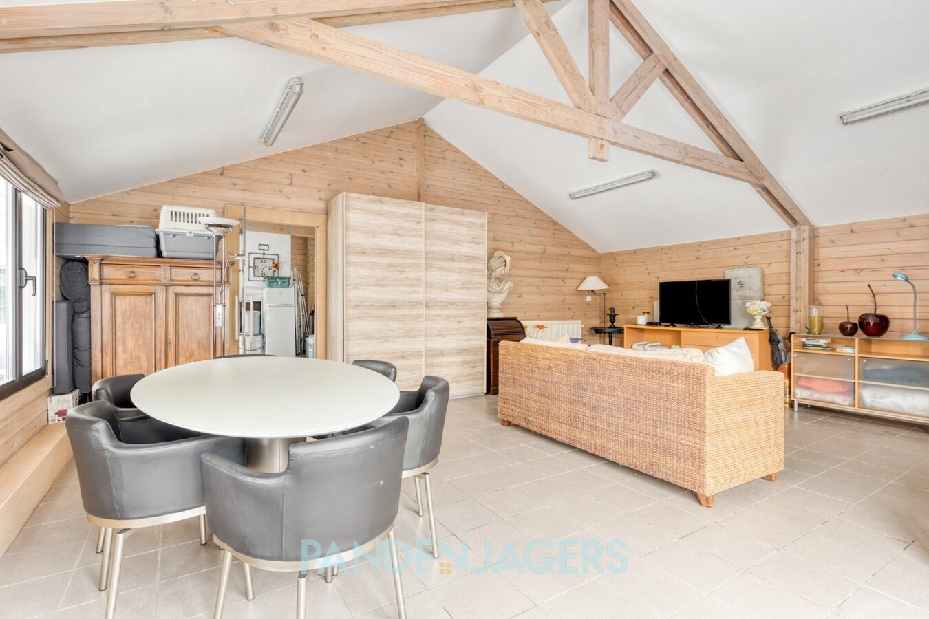 Riante villa met zwembad op de grens van Keerbergen en Putte 