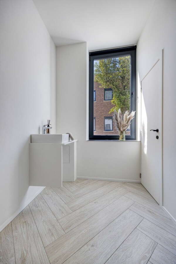 Prachtig volledig gerenoveerde woning met tuin en 3 slaapkamers in Tienen 