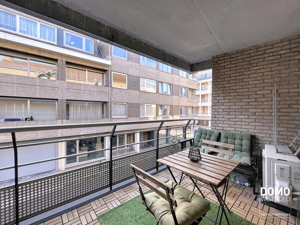 RUIM APPARTEMENT MET TERRAS, 1 SLAAPKAMERS EN PARKEERPLAATS IN HET CENTRUM VAN HASSELT 