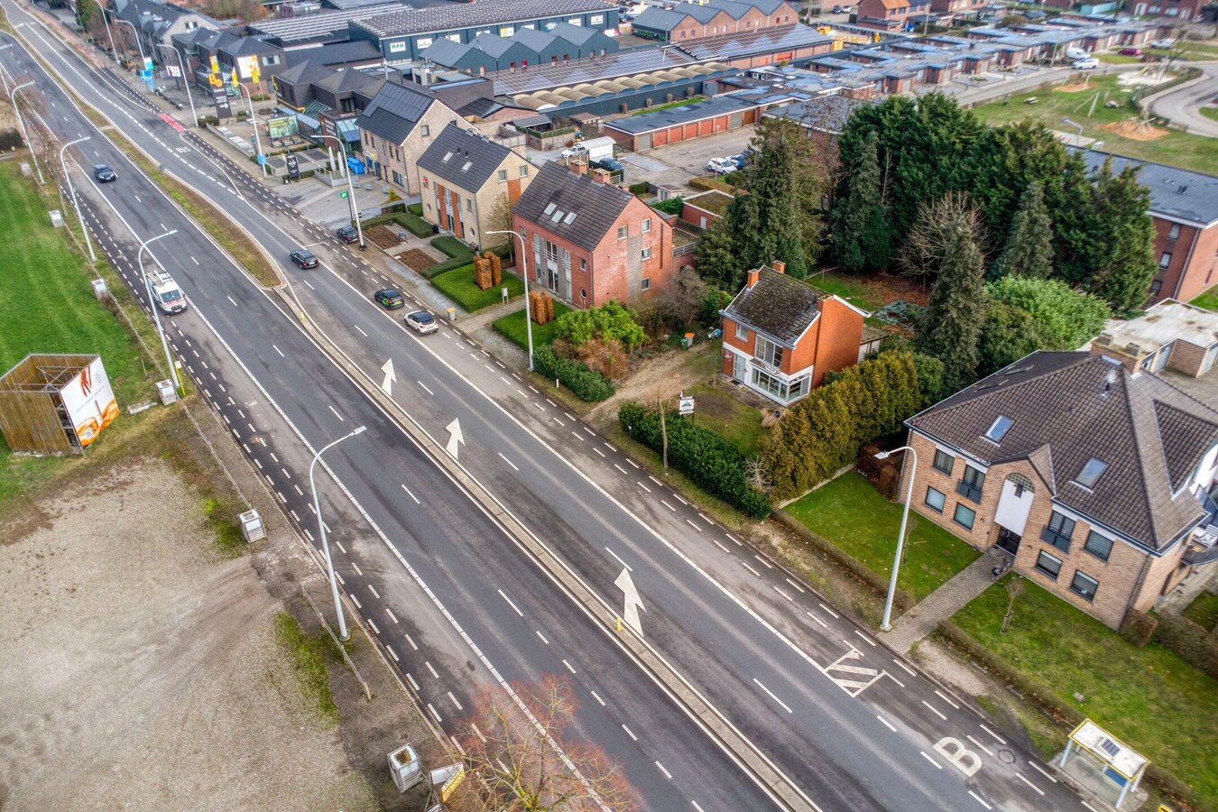 Te renoveren Vrijstaande woning. Of projectgrond (25,50 m breed). 1.146 m². 