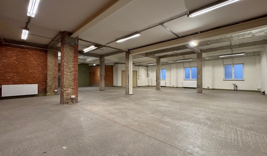 Vernieuwde kantoren te huur vlakbij Eilandje in Antwerpen