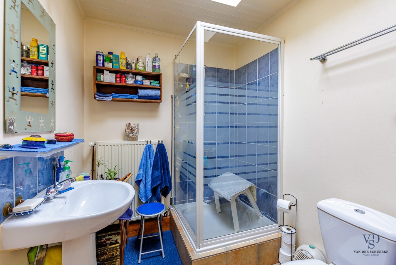 Karaktervolle woning met tuin op gunstige ligging. 