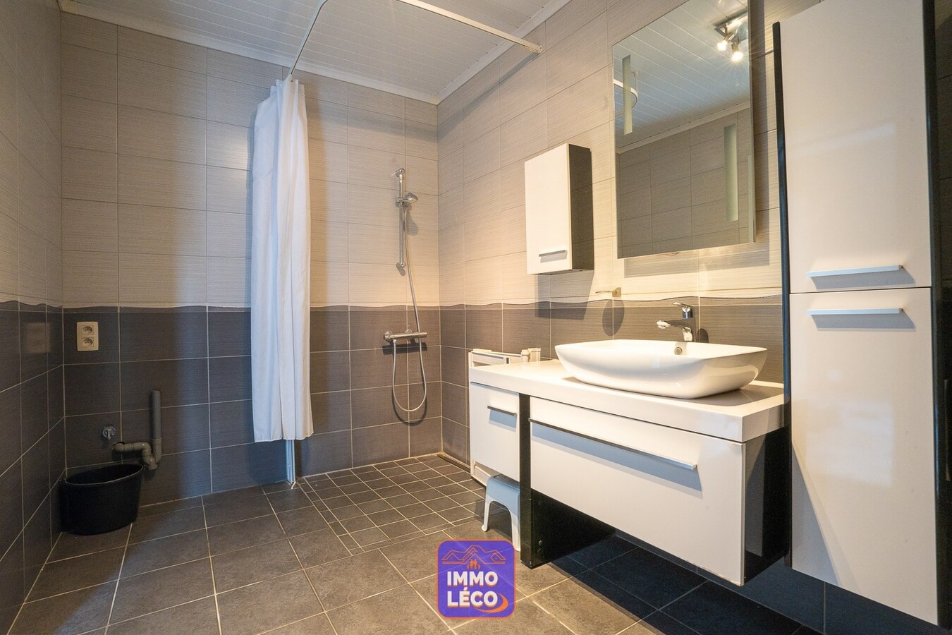 Maison saine idéale 1er achat, en plein centre-ville ! 