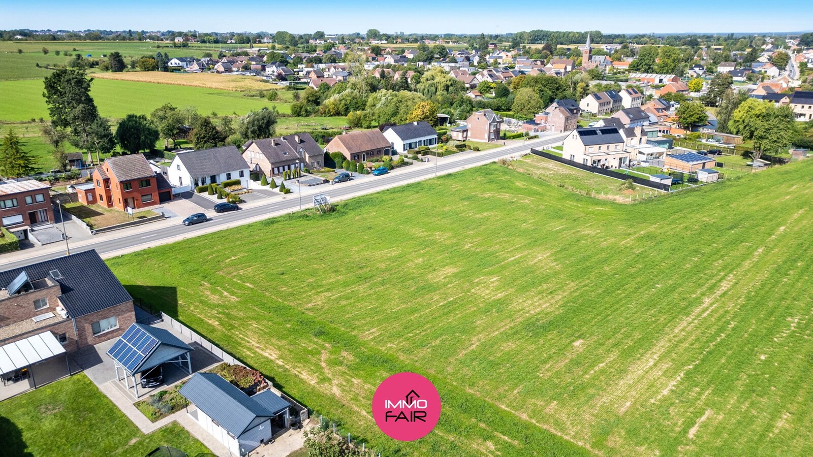Bouwgrond van 800 m² voor open bebouwing met zicht op de velden 