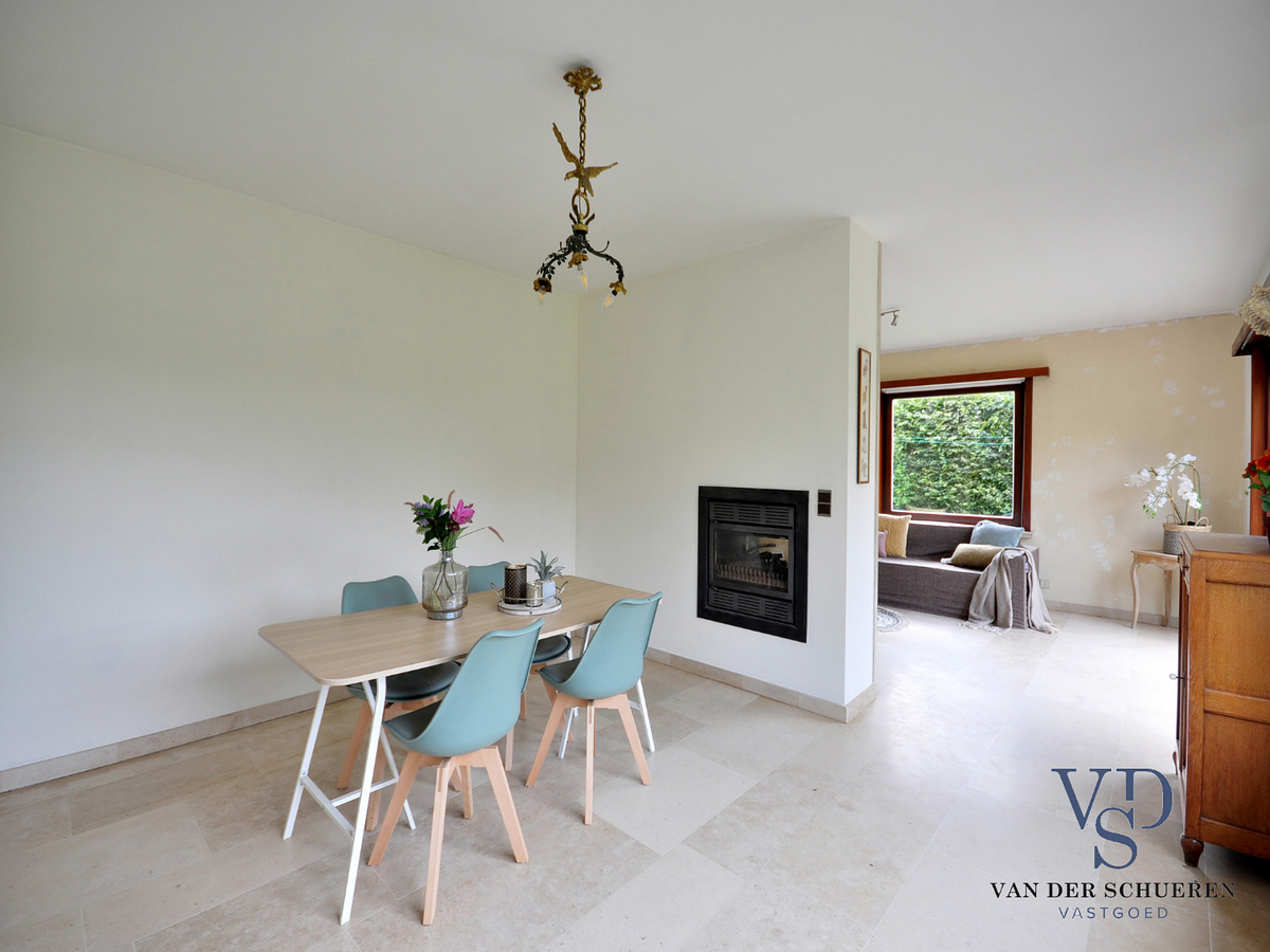 Lichtrijke villa in aangename omgeving ! 