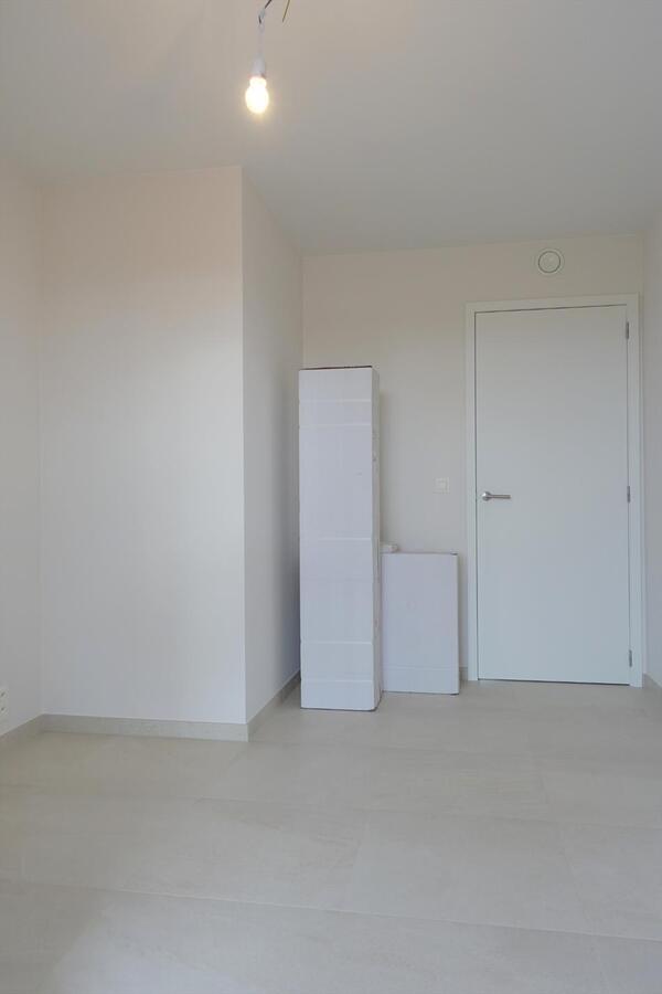 Prachtig nieuwbouwappartement met garage 