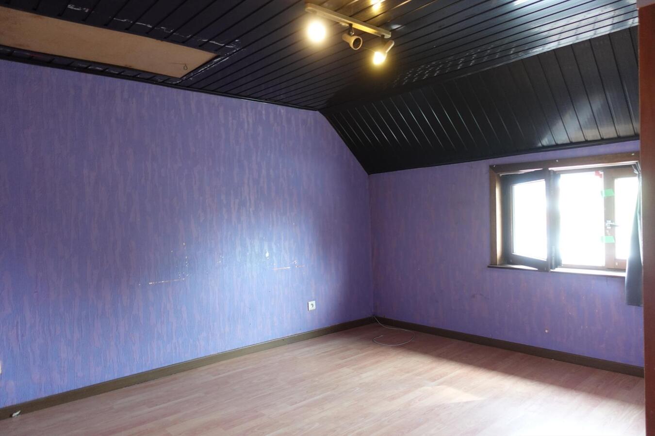 Rijwoning met tuin in centrum Eernegem 