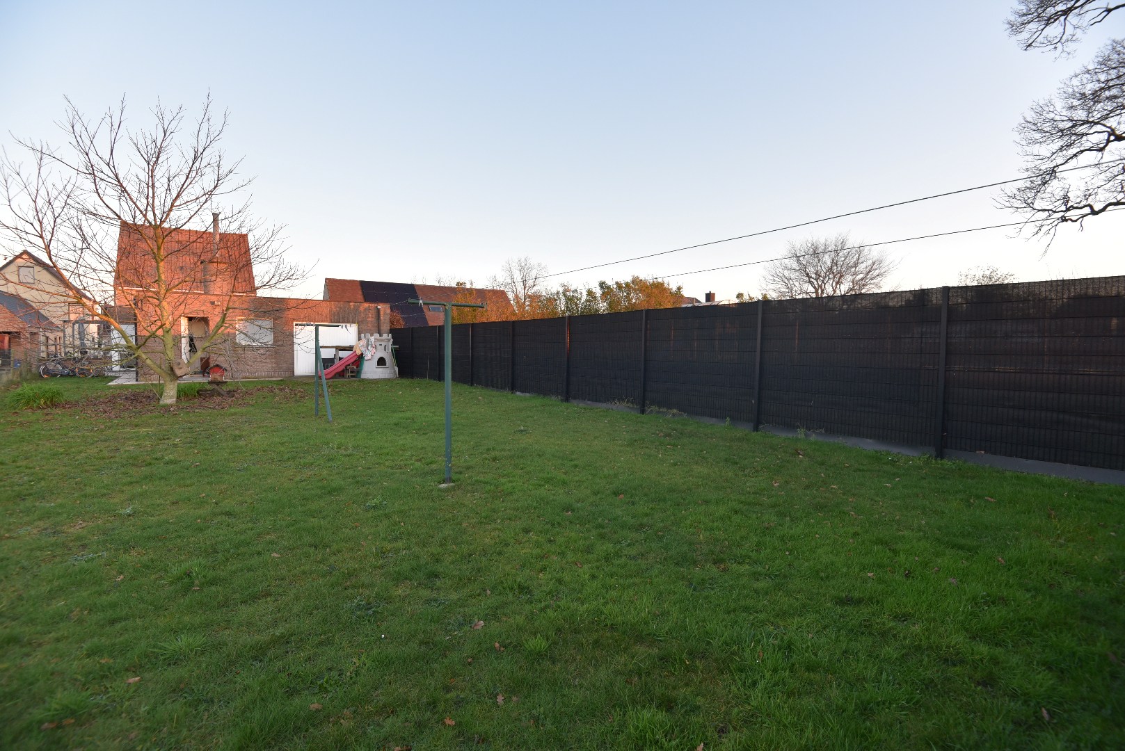 Woning met 3 slaapkamers, tuin  en dubbele garage te Kaprijke 